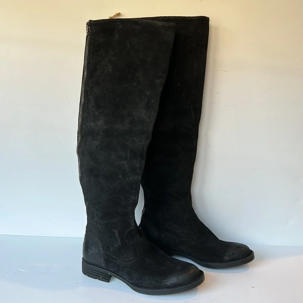 Born Women’s Borman Boots, size 6, distressed black, zip back. Knee high.